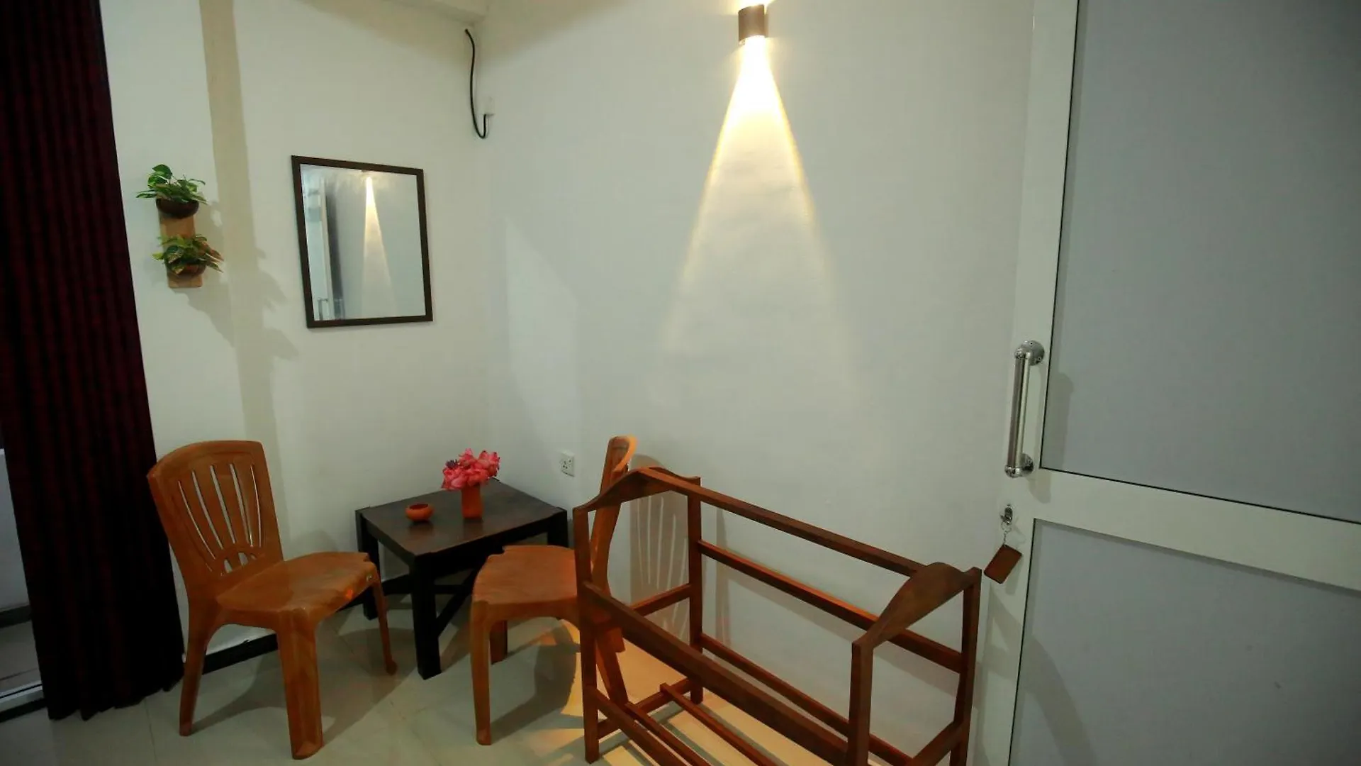 King Crown Hotel Dikwella Srí Lanka
